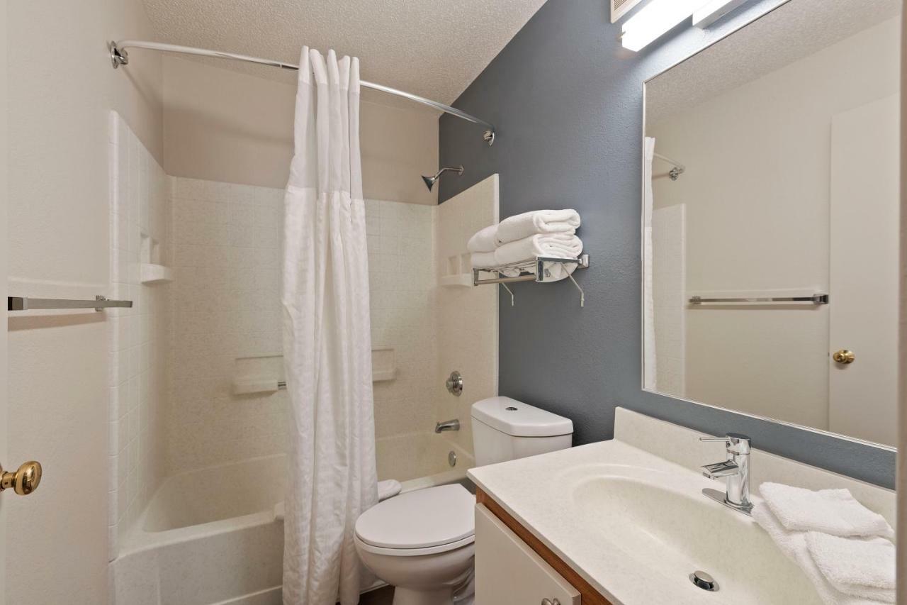 Extended Stay America Select Suites - Charlotte - University Place - E Mccullough Dr Экстерьер фото